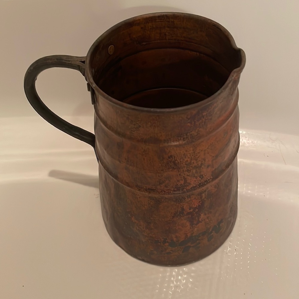 Vintage Antiqued Turkish copper vessel jug pitcher planter 7 1/2” kitchen decor